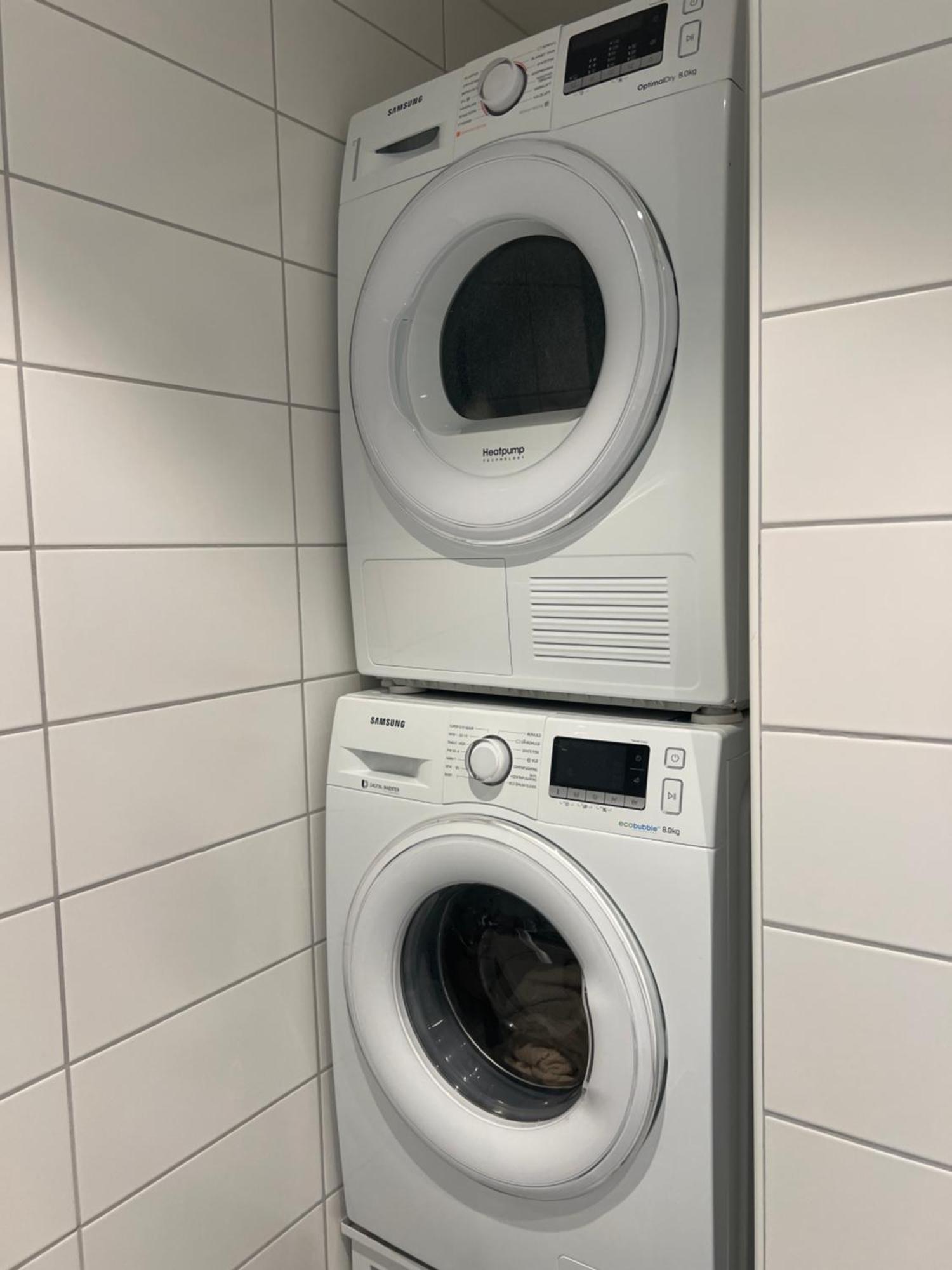 Apartment Fin Leilighet Med Parkering! *