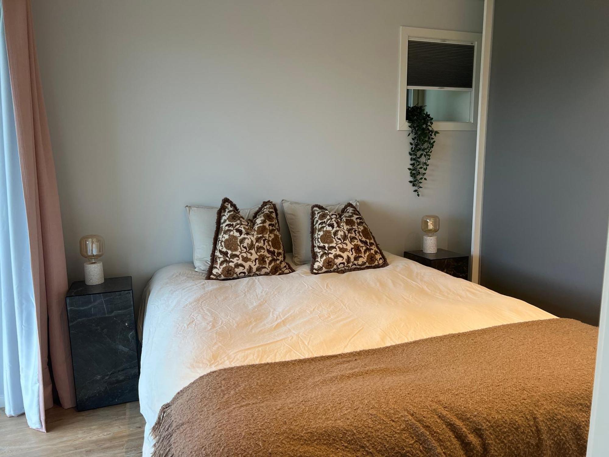 Apartment Fin Leilighet Med Parkering! *